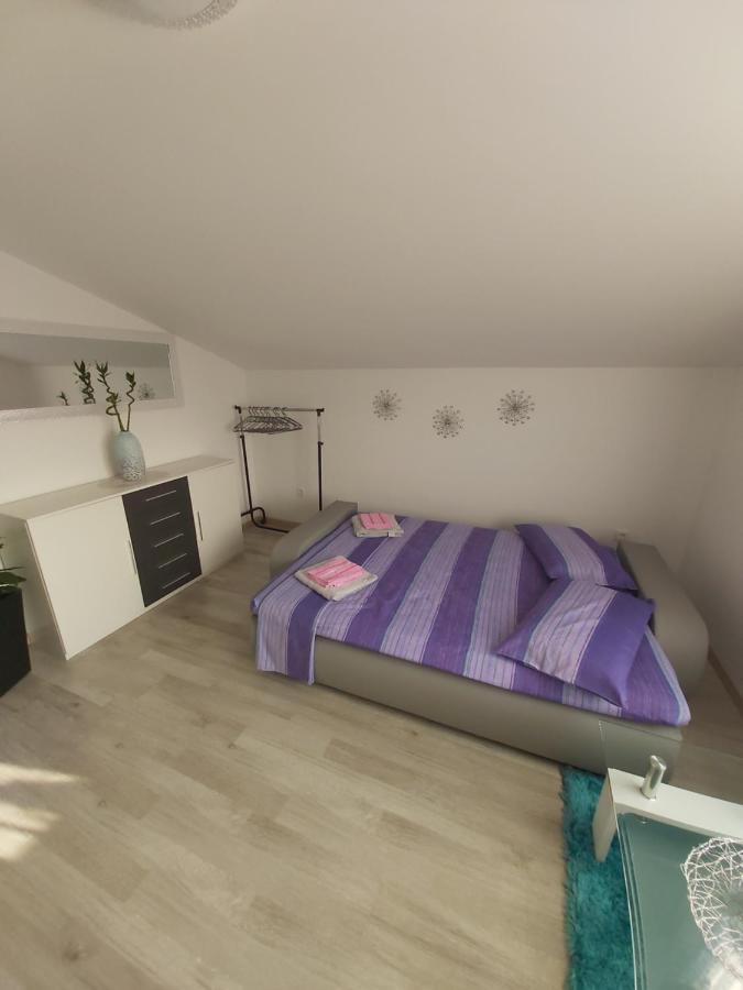 Pharos Apartmán *